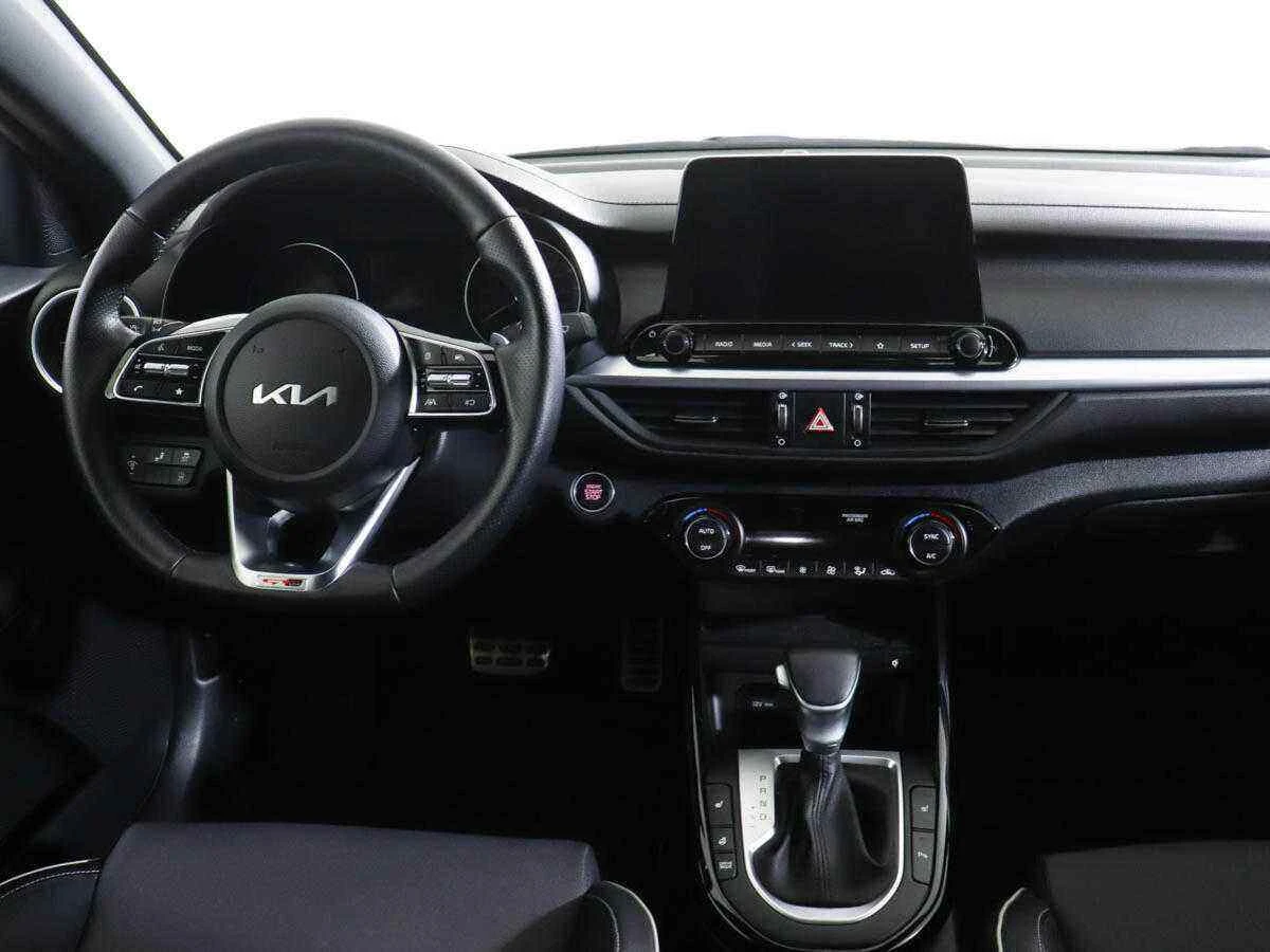 KIA Cerato, Белый, 2021, Автоматическая, 150 л.с., цена от 1 795 000 руб.