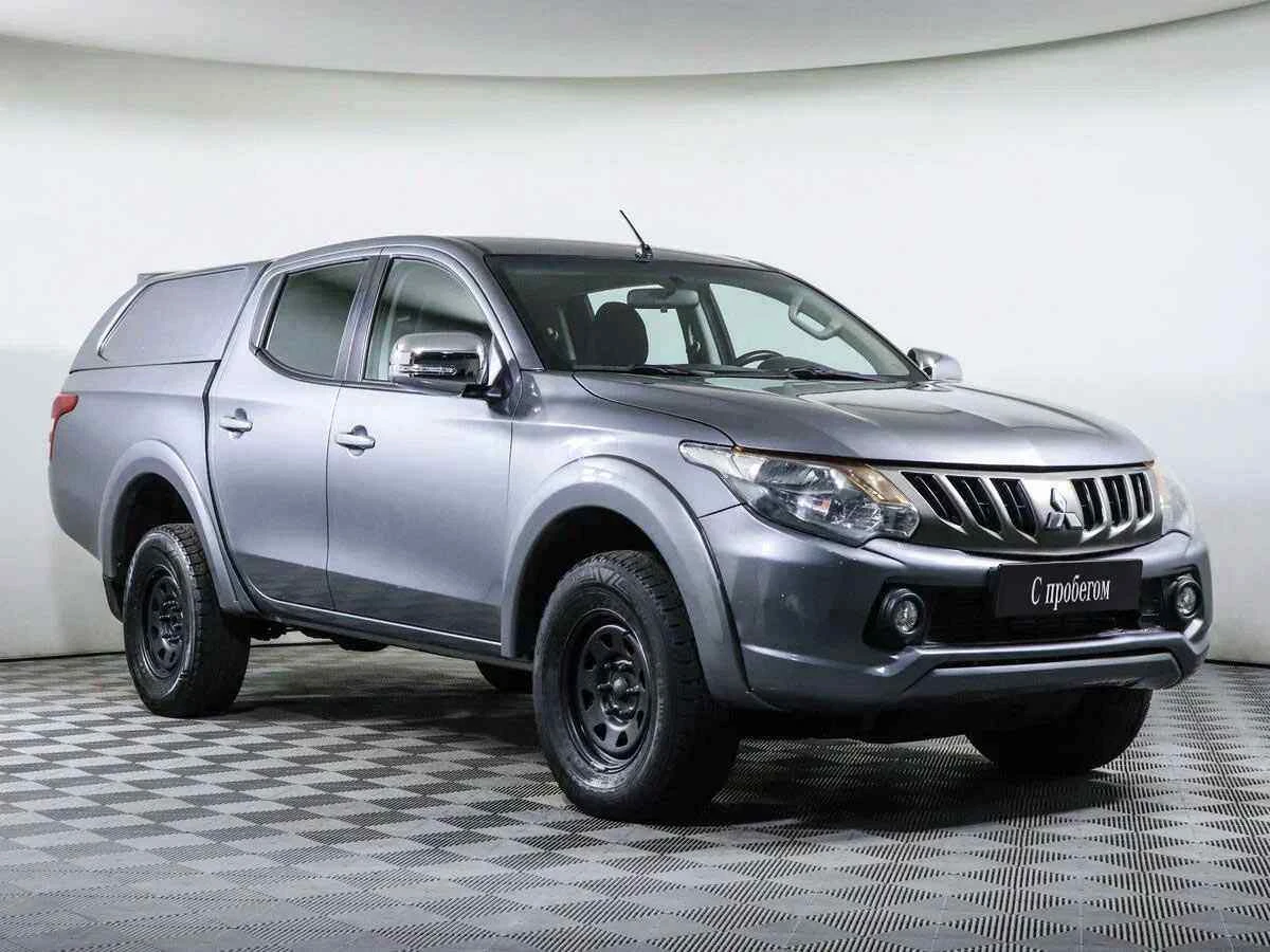 Mitsubishi L200, Серый, 2015, Автоматическая, 154 л.с., цена от 1 177 000 руб.