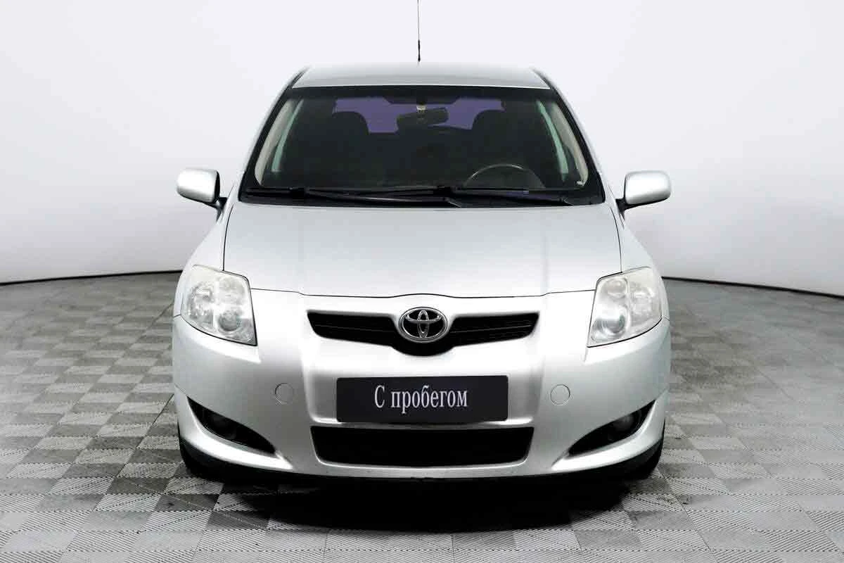 TOYOTA AURIS, Серебряный, 2009, Механическая, 90 л.с., цена от 552 000 руб.