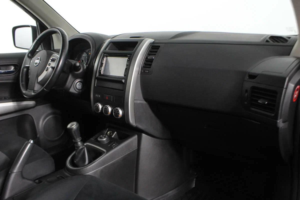 Nissan X-Trail, Серый, 2013, Механическая, 141 л.с., цена от 899 900 руб.