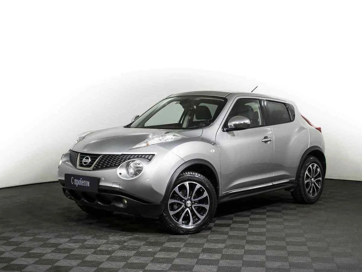 Nissan Juke, Серебряный, 2014, Вариатор, 117 л.с., цена от 740 000 руб.