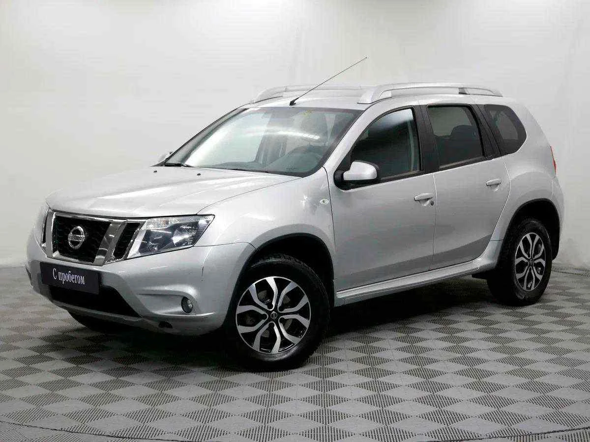 Nissan Terrano, Серебряный, 2017, Автоматическая, 143 л.с., цена от 819 000 руб.