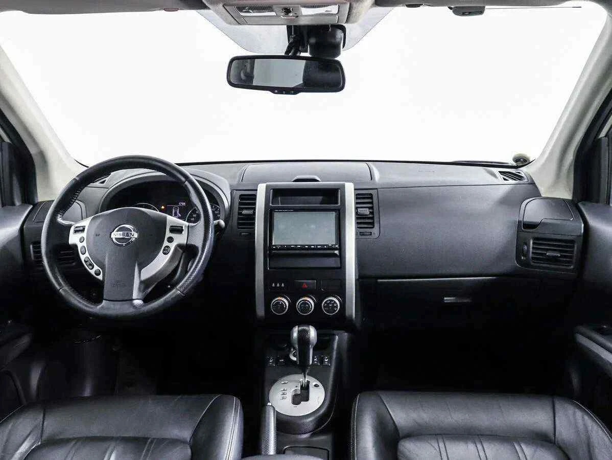 Nissan X-Trail, Золотой, 2011, Вариатор, 169 л.с., цена от 733 000 руб.
