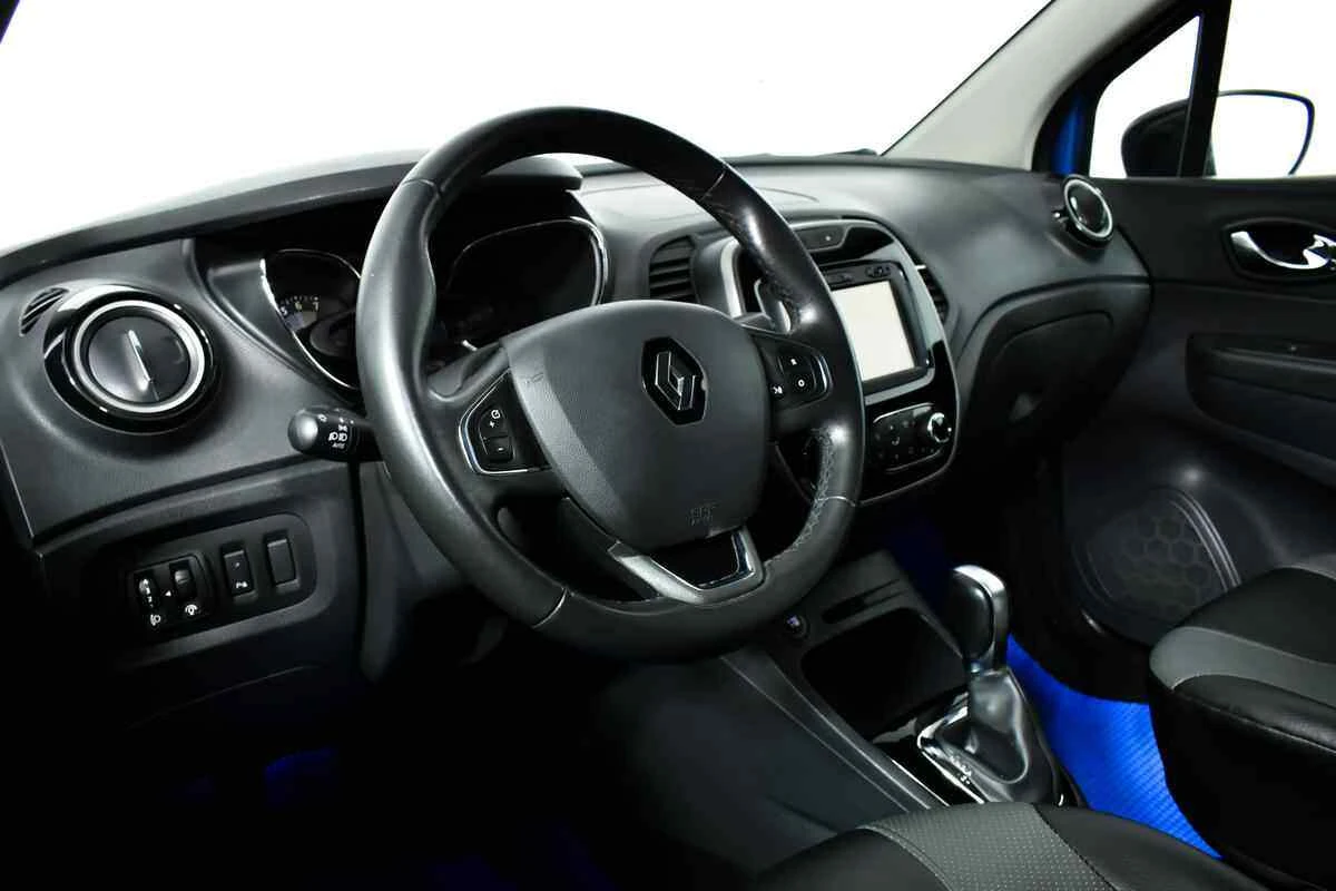 Renault Kaptur, Голубой, 2016, Вариатор, 114 л.с., цена от 559 000 руб.