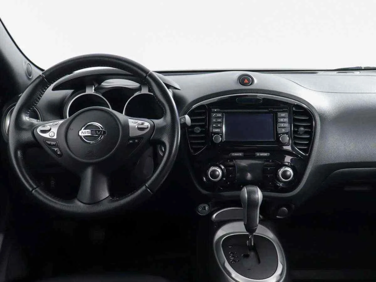 Nissan Juke, Серебряный, 2015, Вариатор, 190 л.с., цена от 875 000 руб.