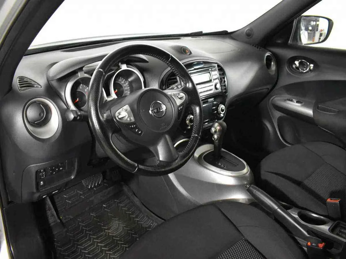 Nissan Juke, Серебряный, 2017, Вариатор, 117 л.с., цена от 1 174 800 руб.