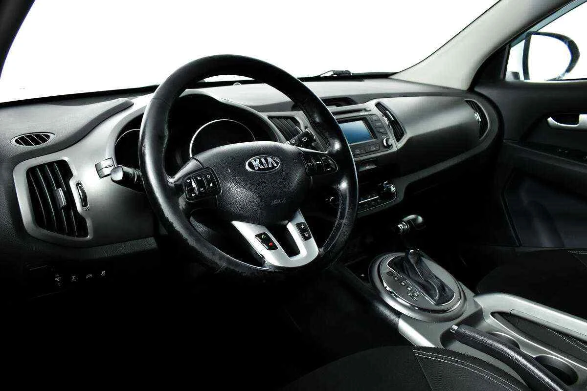 KIA Sportage, Белый, 2014, Автоматическая, 150 л.с., цена от 865 000 руб.