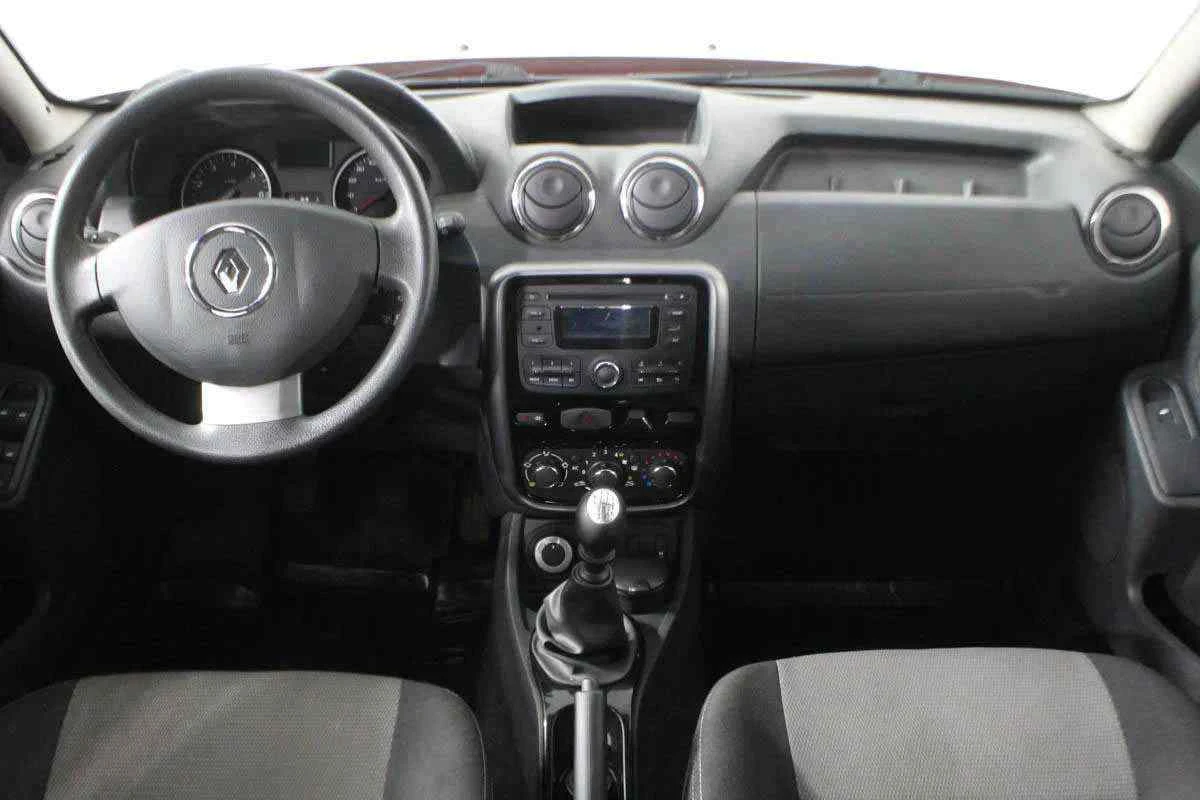 Renault Duster, Красный, 2013, Механическая, 135 л.с., цена от 561 000 руб.