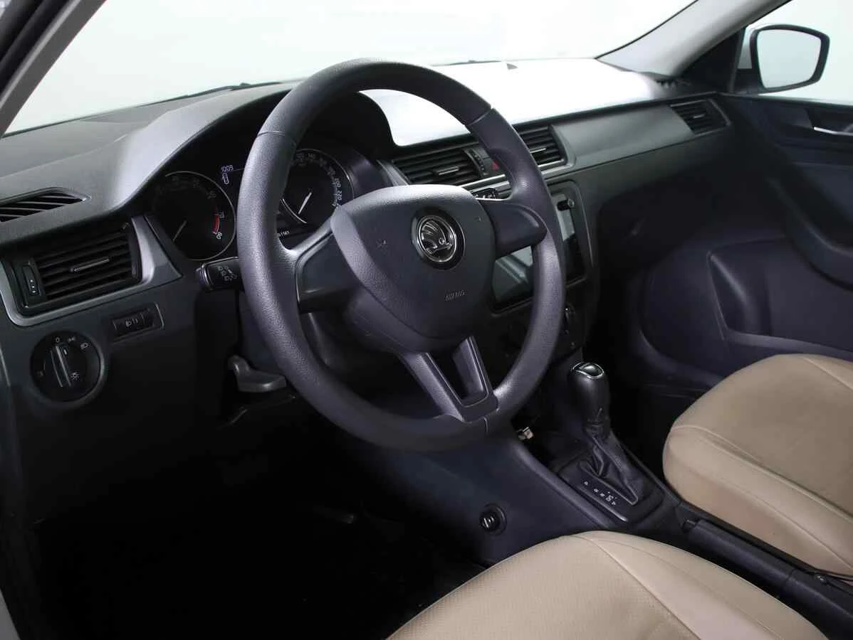 Skoda Rapid, Белый, 2019, Автоматическая, 110 л.с., цена от 705 000 руб.