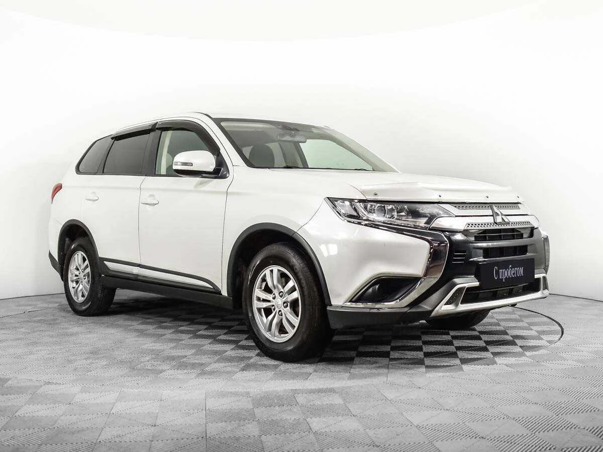 MITSUBISHI OUTLANDER, Белый, 2018, Вариатор, 146 л.с., цена от 1 193 600 руб.