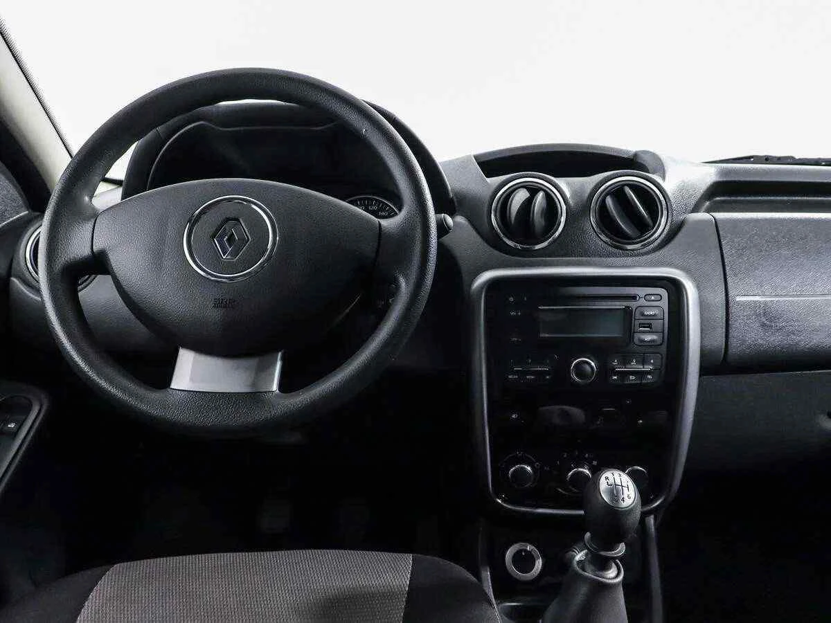 Renault Duster, Коричневый, 2013, Механическая, 135 л.с., цена от 593 000 руб.