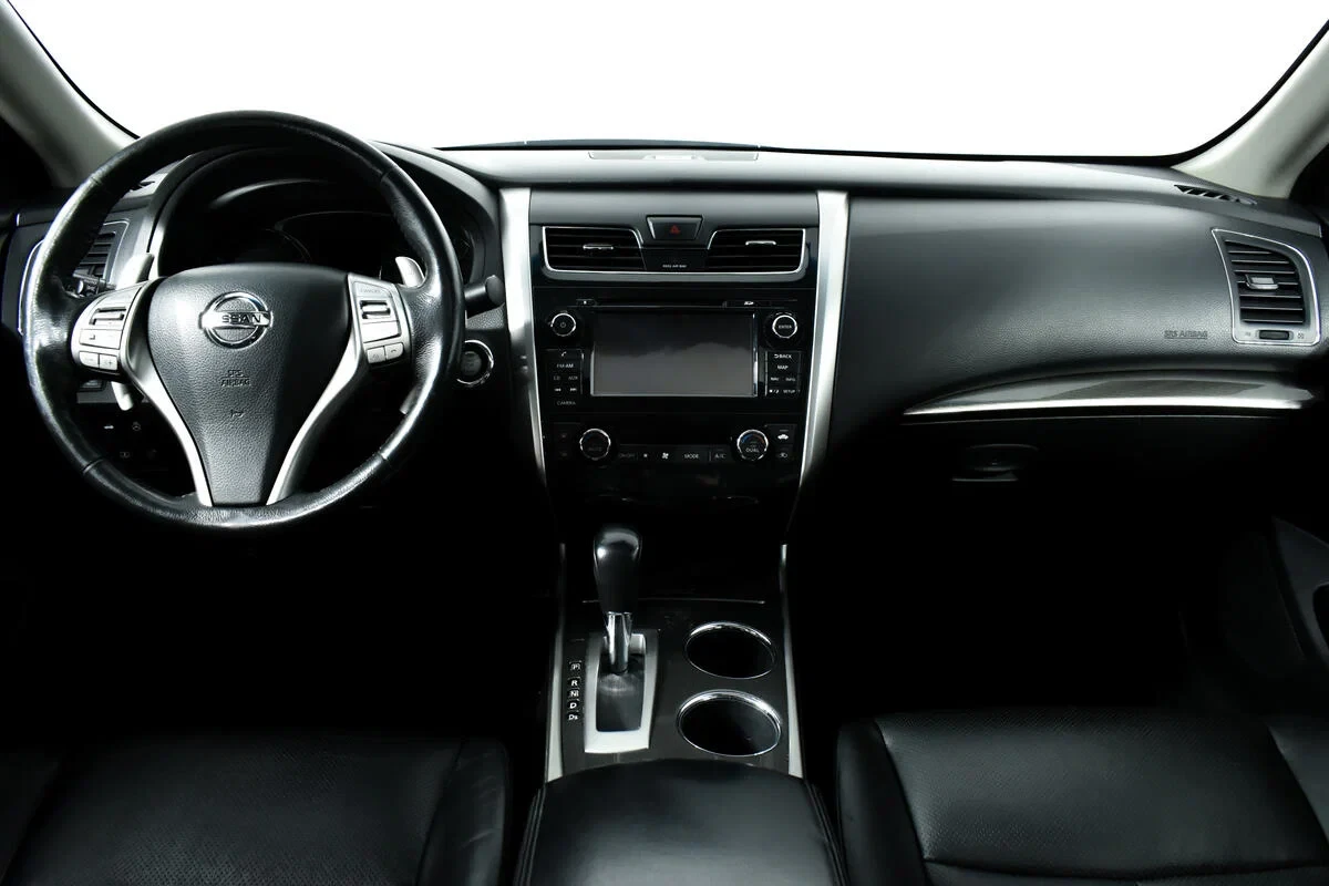 Nissan Teana, Серебряный, 2015, Вариатор, 249 л.с., цена от 922 400 руб.