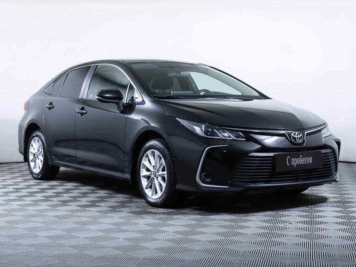 Toyota Corolla, Черный, 2019, Вариатор, 122 л.с., цена от 1 375 000 руб.