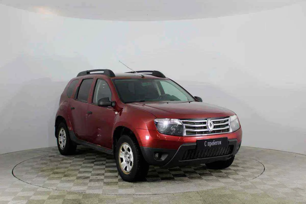 Renault Duster, Красный, 2013, Механическая, 102 л.с., цена от 575 000 руб.