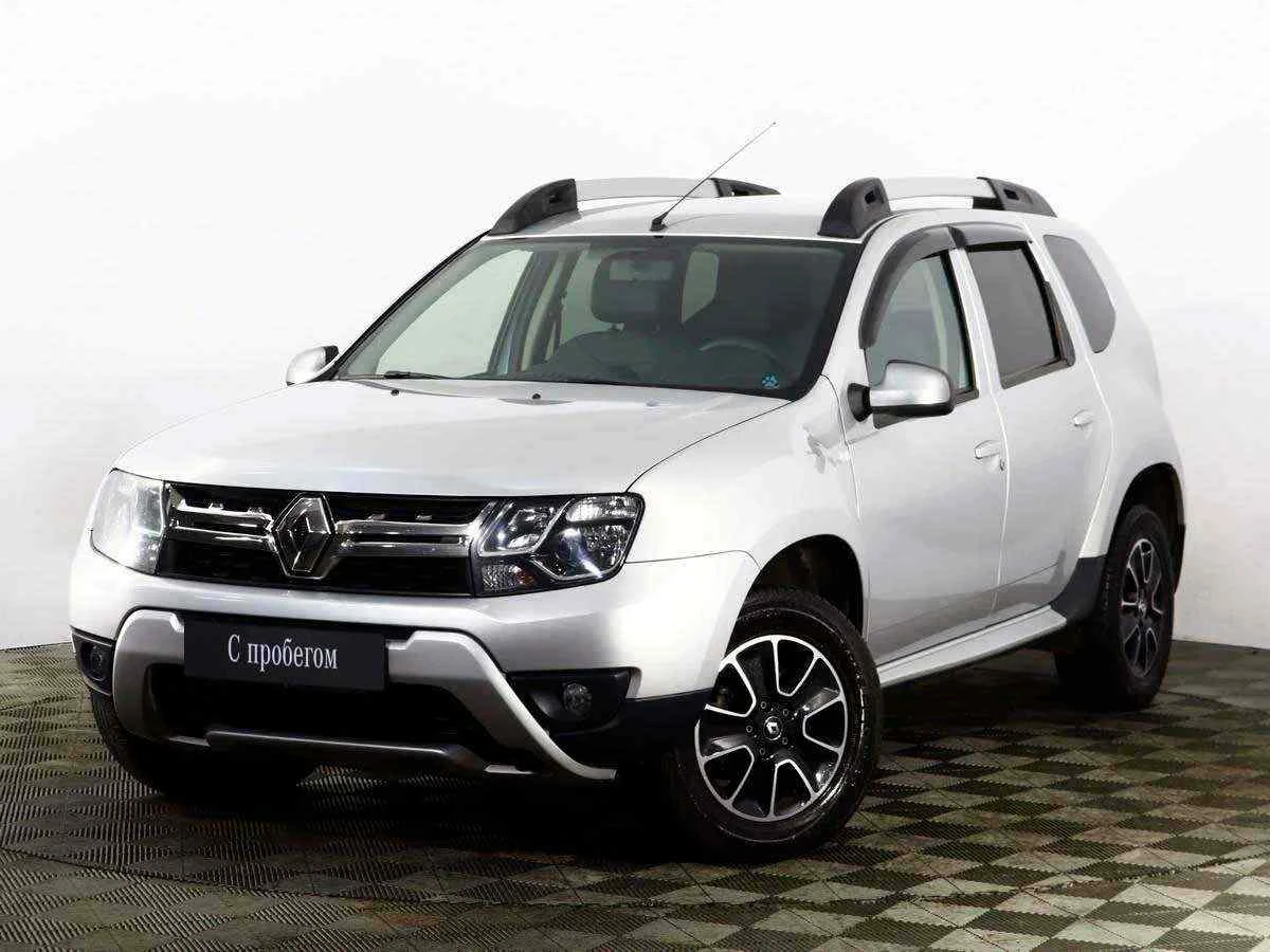Renault Duster, Серебряный, 2017, Механическая, 109 л.с., цена от 1 032 000 руб.