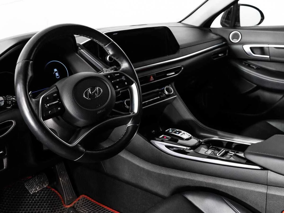 HYUNDAI SONATA, Красный, 2020, Автоматическая, 180 л.с., цена от 1 704 000 руб.