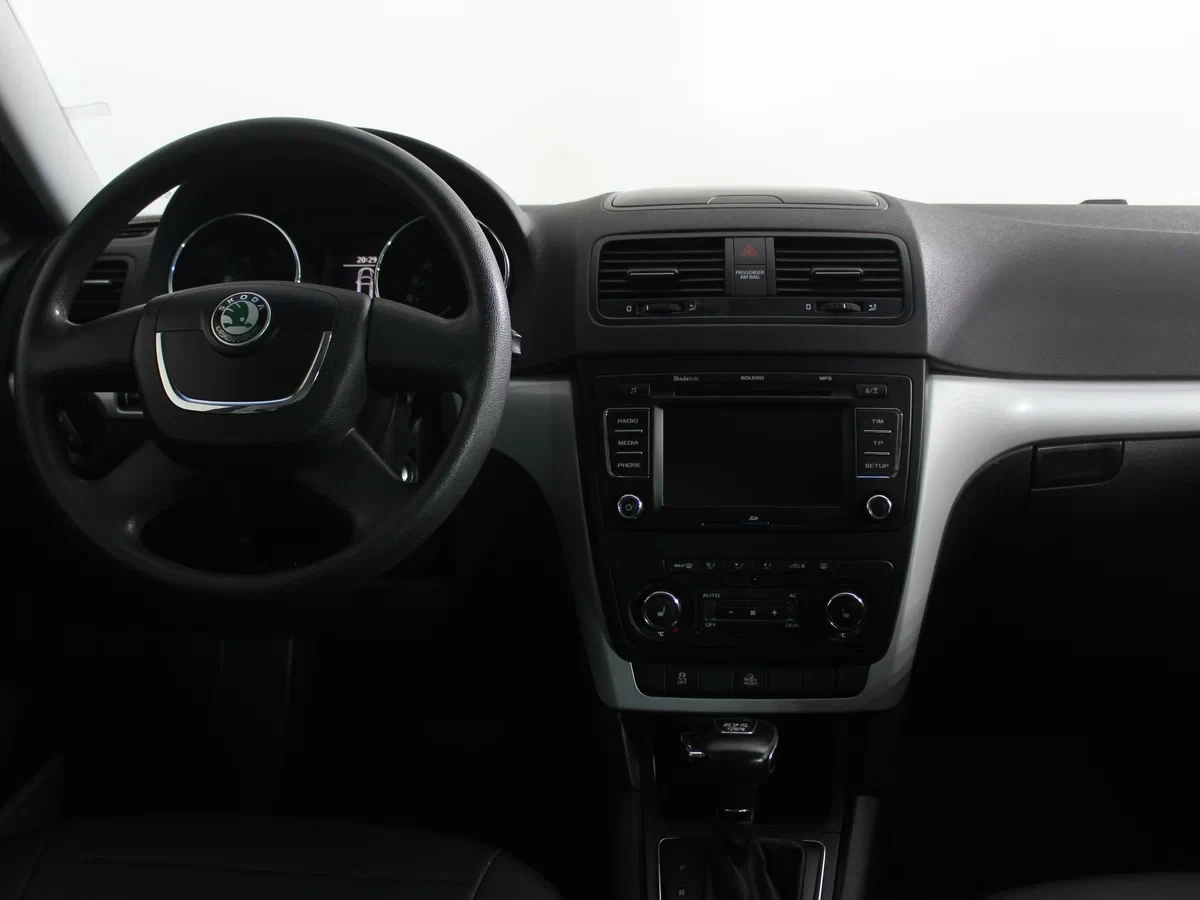 Skoda Yeti, Коричневый, 2012, Робот, 152 л.с., цена от 484 000 руб.