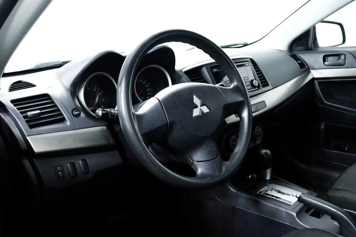 MITSUBISHI LANCER, Серебряный, 2013, Автоматическая, 117 л.с., цена от 838 400 руб.