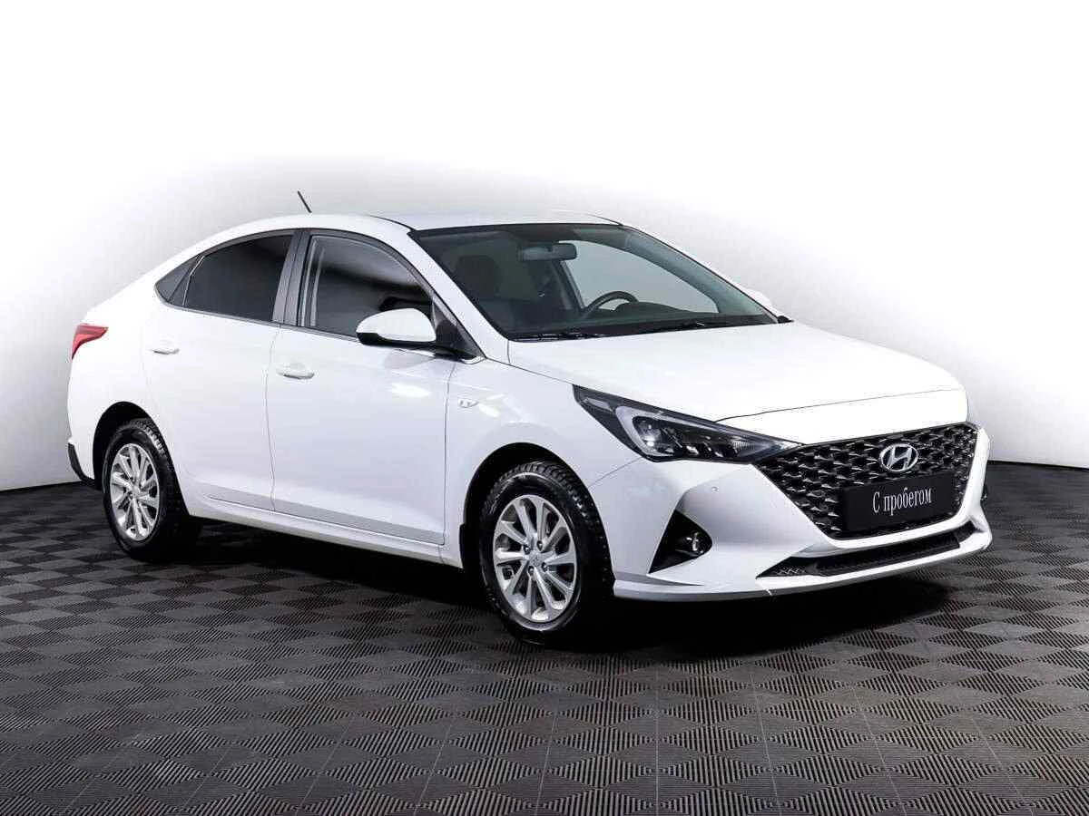 Hyundai Solaris, Белый, 2021, Автоматическая, 123 л.с., цена от 996 000 руб.