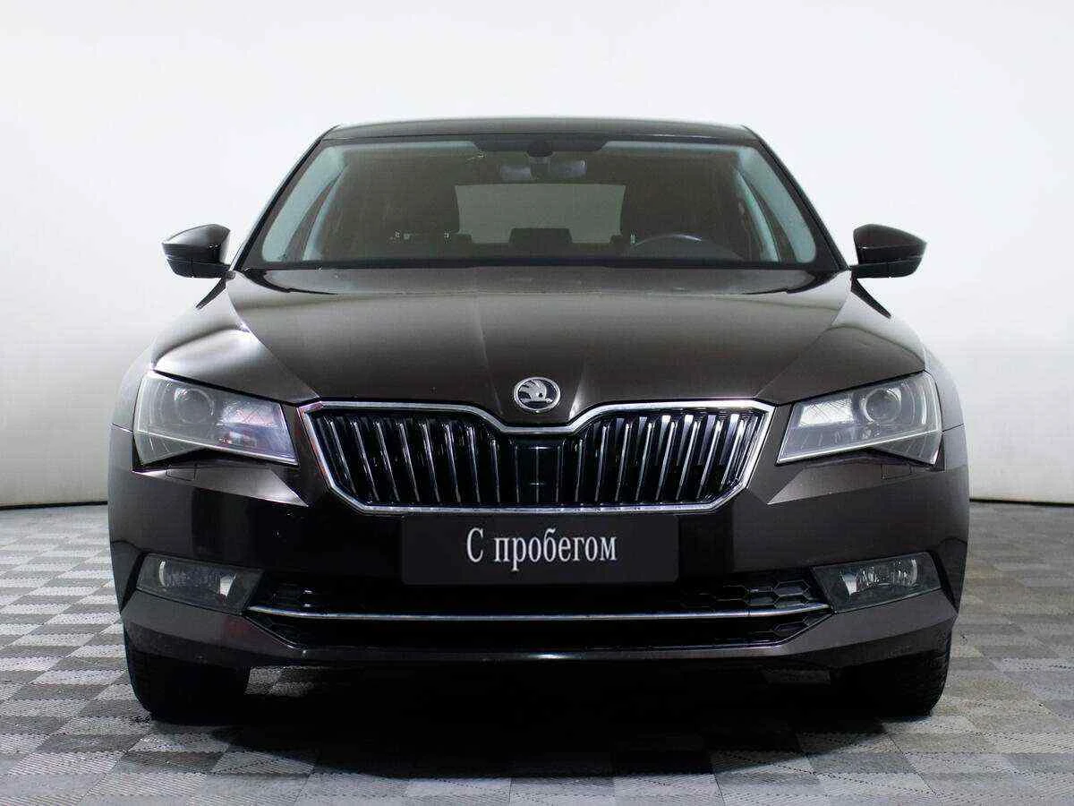 Skoda Superb, Коричневый, 2016, Робот, 180 л.с., цена от 950 000 руб.