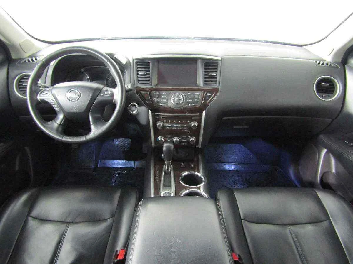 Nissan Pathfinder, Черный, 2014, Вариатор, 249 л.с., цена от 1 371 000 руб.