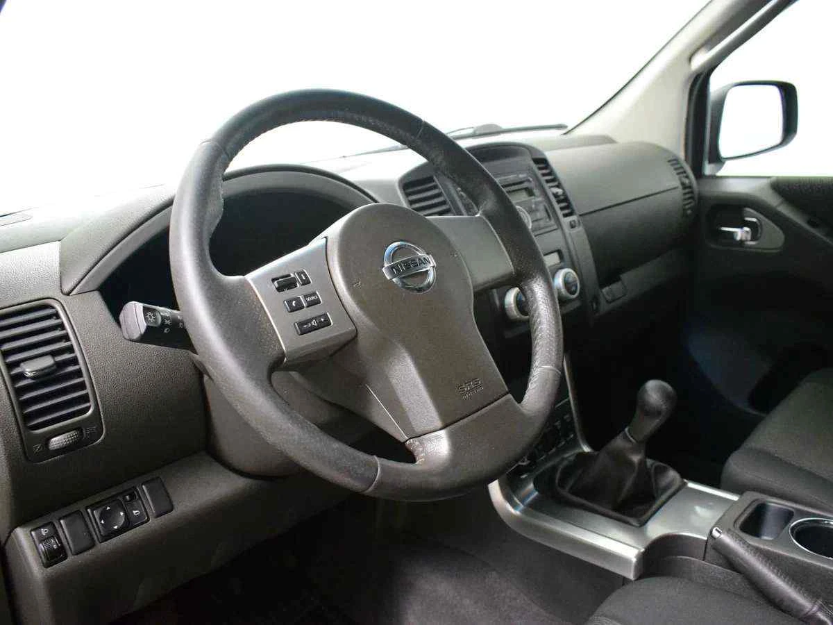 Nissan Pathfinder, Серый, 2011, Механическая, 190 л.с., цена от 1 004 000 руб.