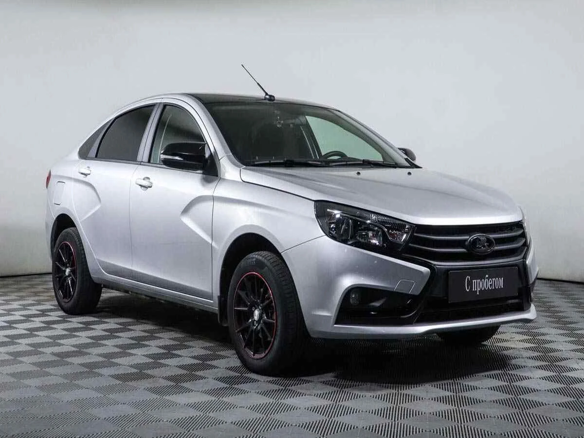 LADA Vesta, Серебряный, 2021, Механическая, 106 л.с., цена от 531 000 руб.