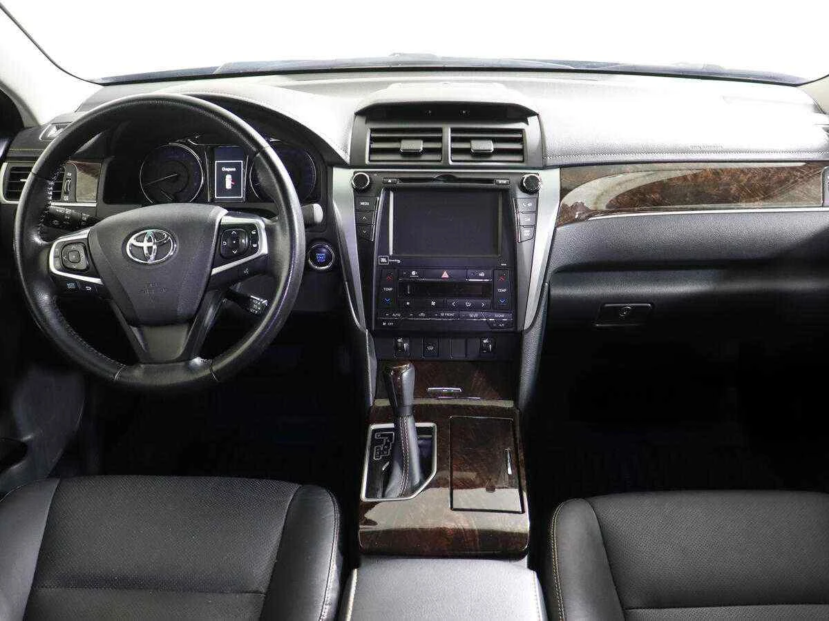Toyota Camry, Серый, 2017, Автоматическая, 181 л.с., цена от 1 515 000 руб.