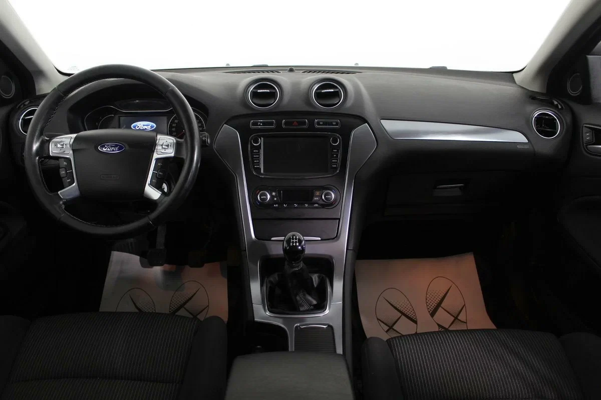 Ford Mondeo, Белый, 2013, Механическая, 145 л.с., цена от 563 000 руб.