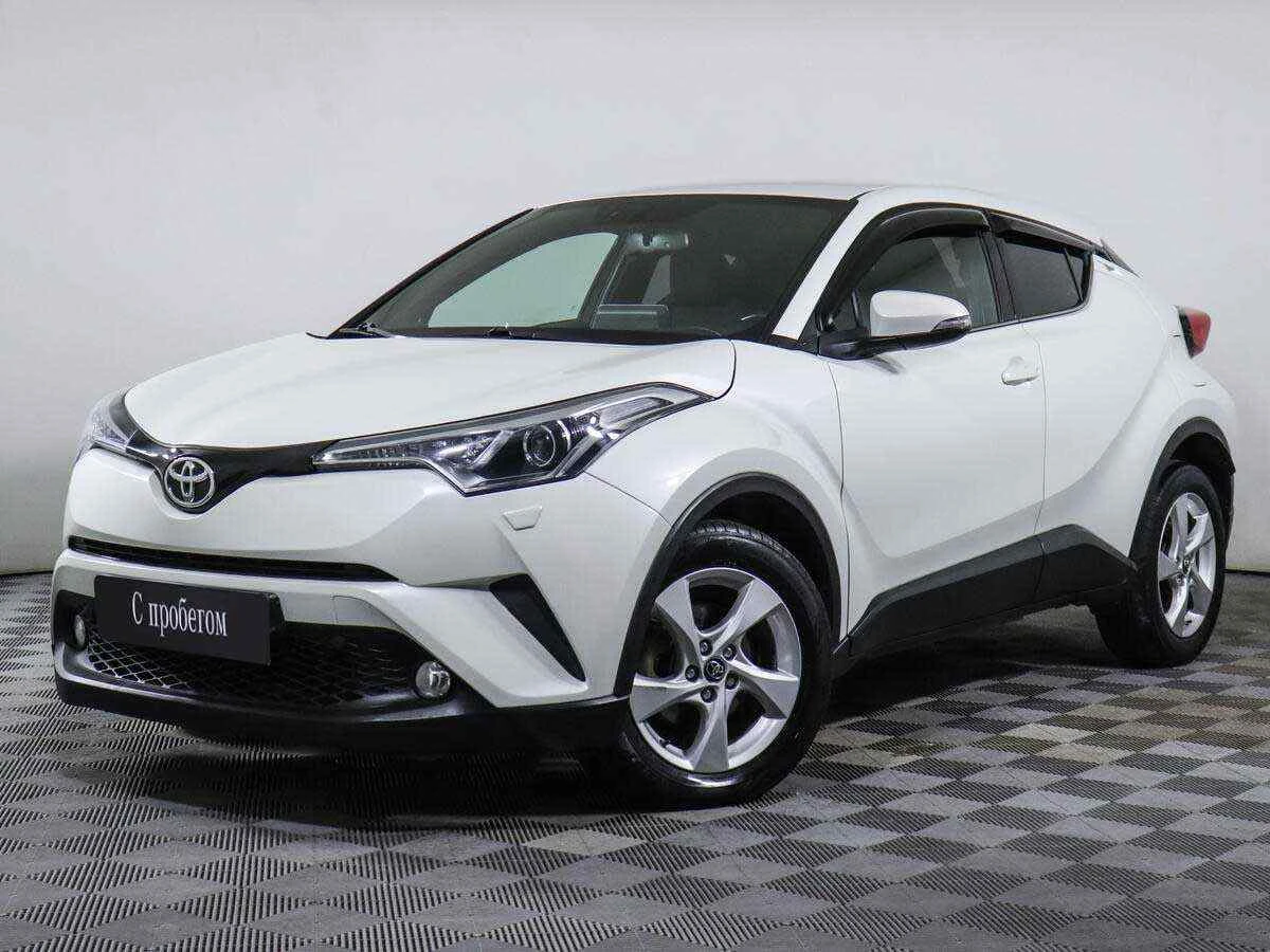 Toyota C-HR, Белый, 2018, Вариатор, 148 л.с., цена от 1 355 000 руб.
