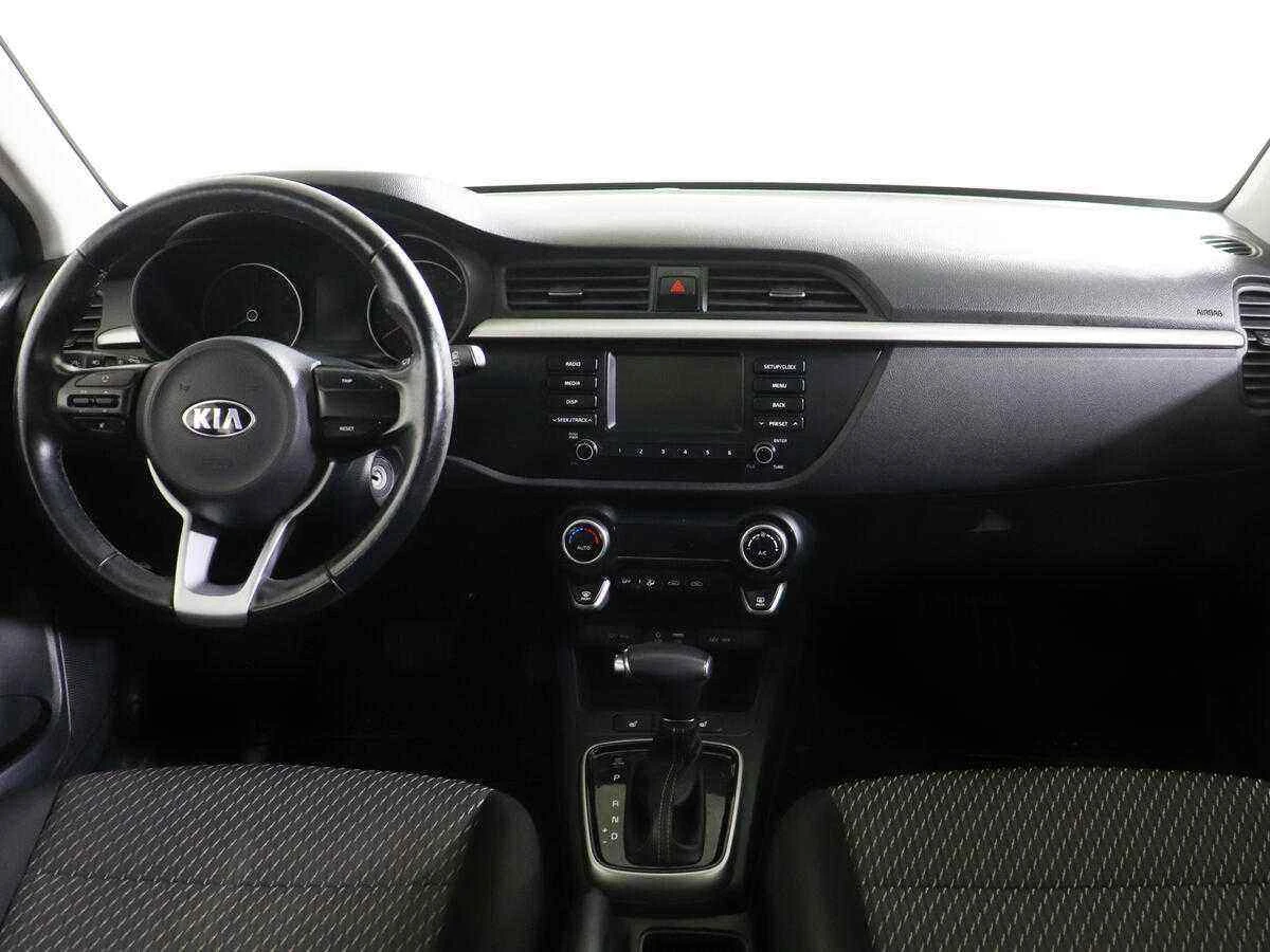 KIA X Line, Коричневый, 2018, Автоматическая, 123 л.с., цена от 900 000 руб.