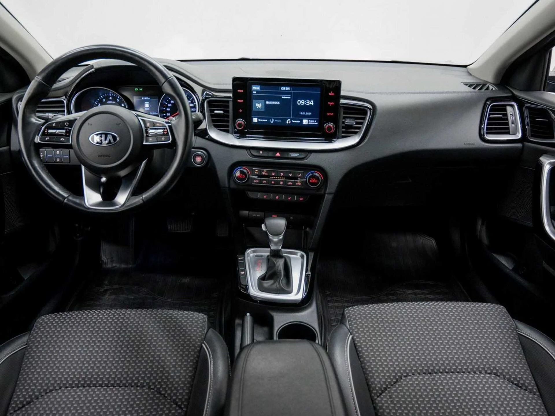 KIA CEED, Голубой, 2021, Автоматическая, 128 л.с., цена от 1 320 000 руб.