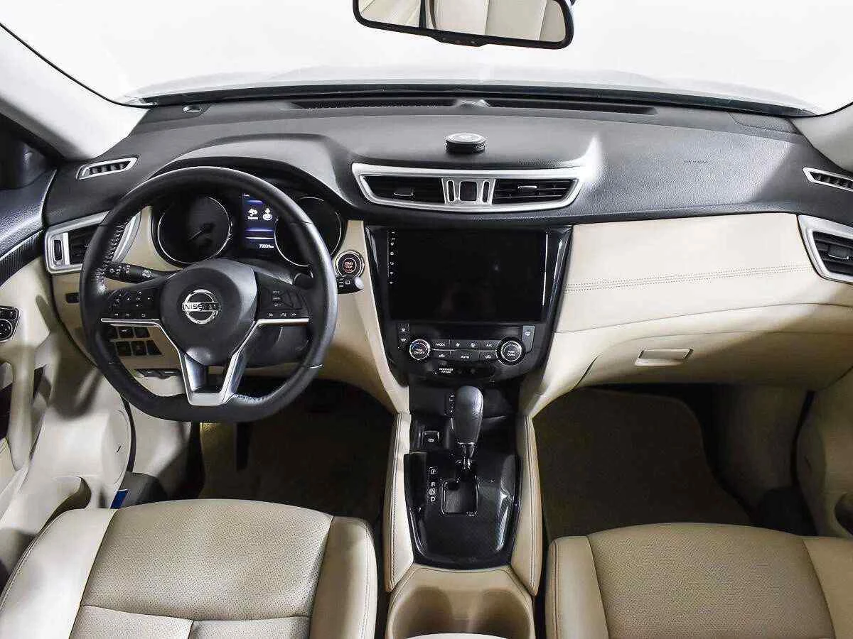 Nissan X-Trail, Зеленый, 2018, Вариатор, 171 л.с., цена от 1 623 000 руб.