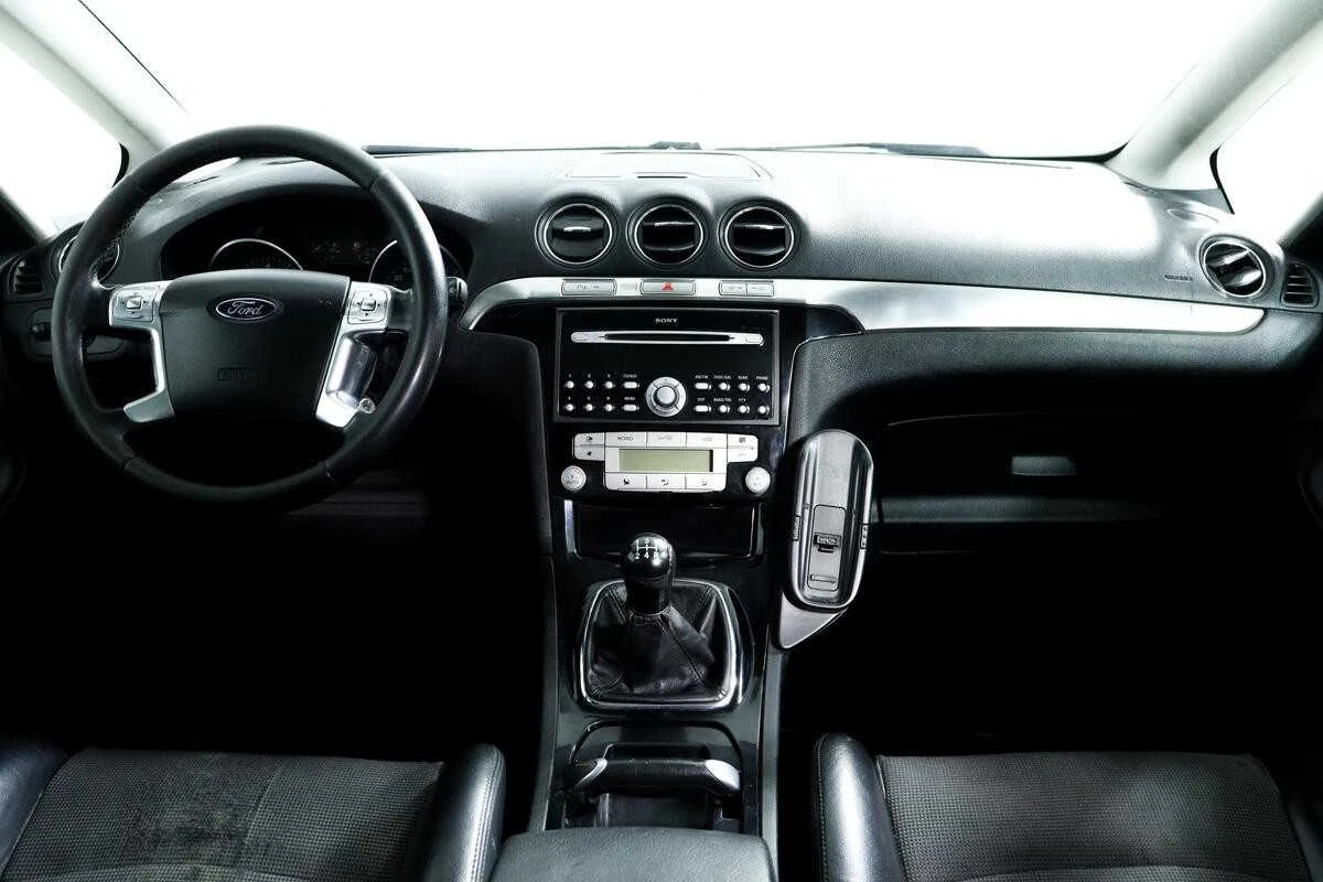 FORD S-MAX, Серебряный, 2006, Механическая, 145 л.с., цена от 432 000 руб.