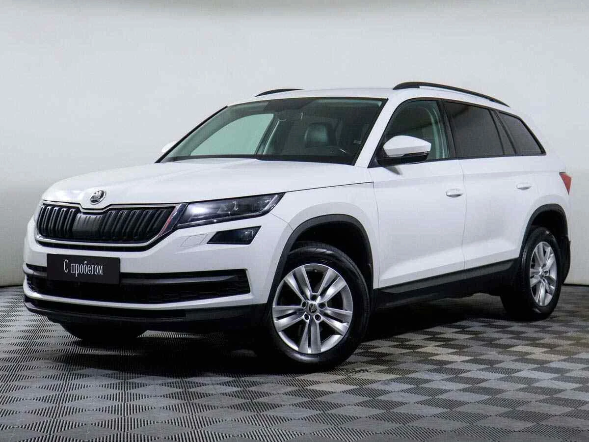 Skoda Kodiaq, Белый, 2019, Робот, 180 л.с., цена от 1 602 000 руб.