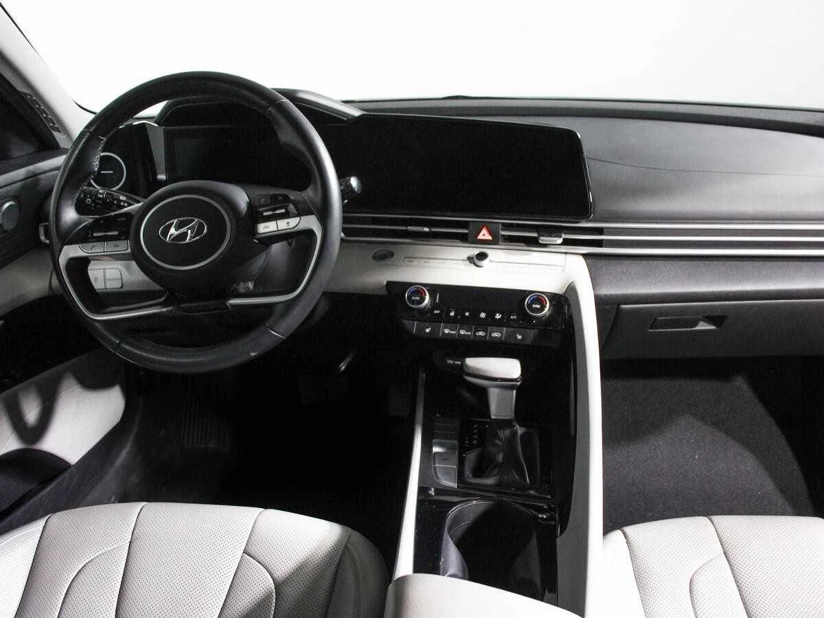 HYUNDAI ELANTRA, Красный, 2020, Автоматическая, 150 л.с., цена от 1 424 000 руб.