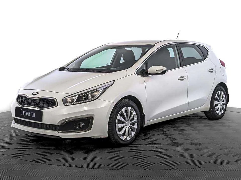 KIA CEED, Белый, 2016, Автоматическая, 130 л.с., цена от 912 000 руб.