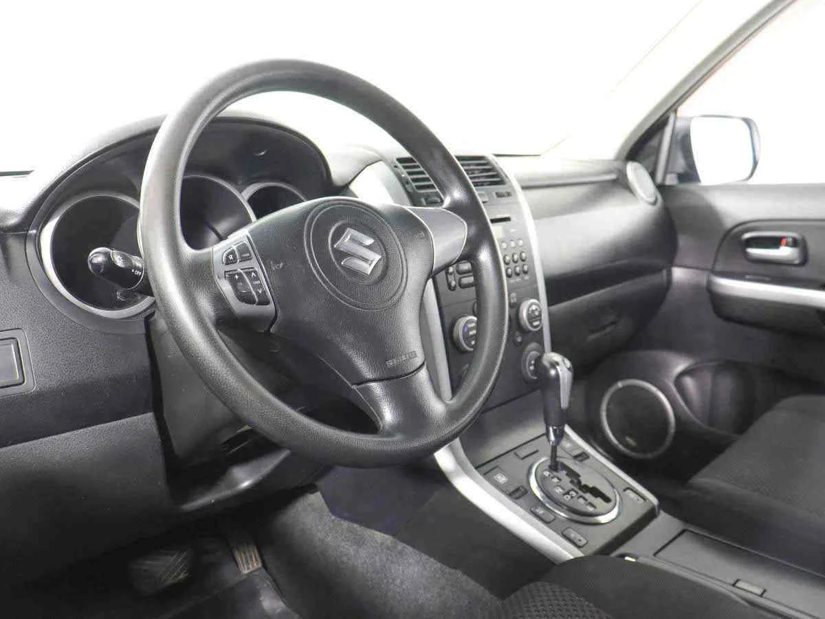 Suzuki Grand Vitara, Черный, 2011, Автоматическая, 140 л.с., цена от 450 000 руб.