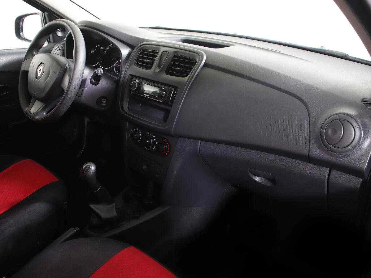Renault Sandero, Бежевый, 2016, Механическая, 75 л.с., цена от 539 000 руб.