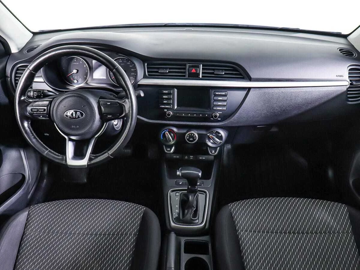 KIA RIO, Серебряный, 2017, Автоматическая, 123 л.с., цена от 864 000 руб.