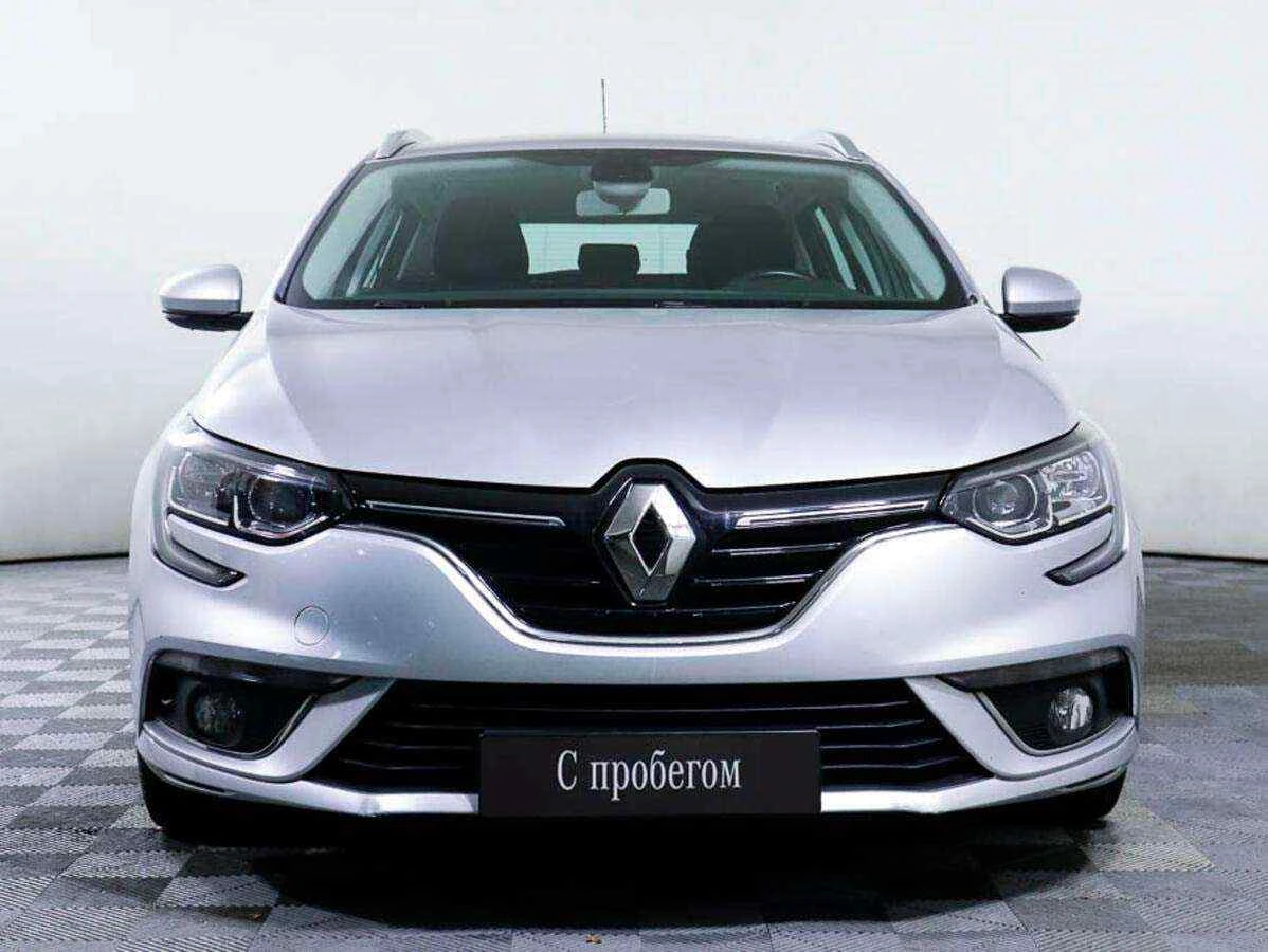 Renault Megane, Серебряный, 2017, Механическая, 110 л.с., цена от 790 000 руб.