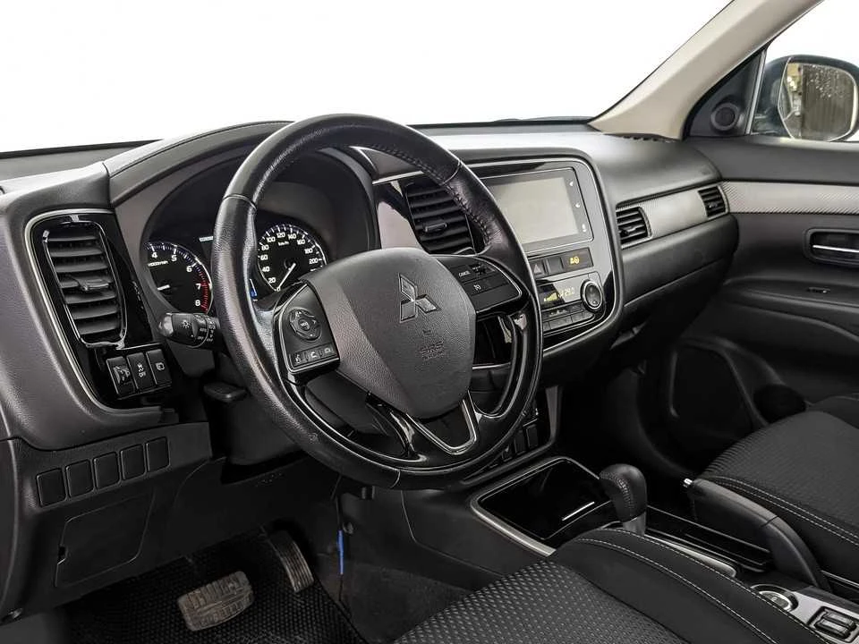 MITSUBISHI OUTLANDER, Серый, 2018, Вариатор, 146 л.с., цена от 1 248 000 руб.