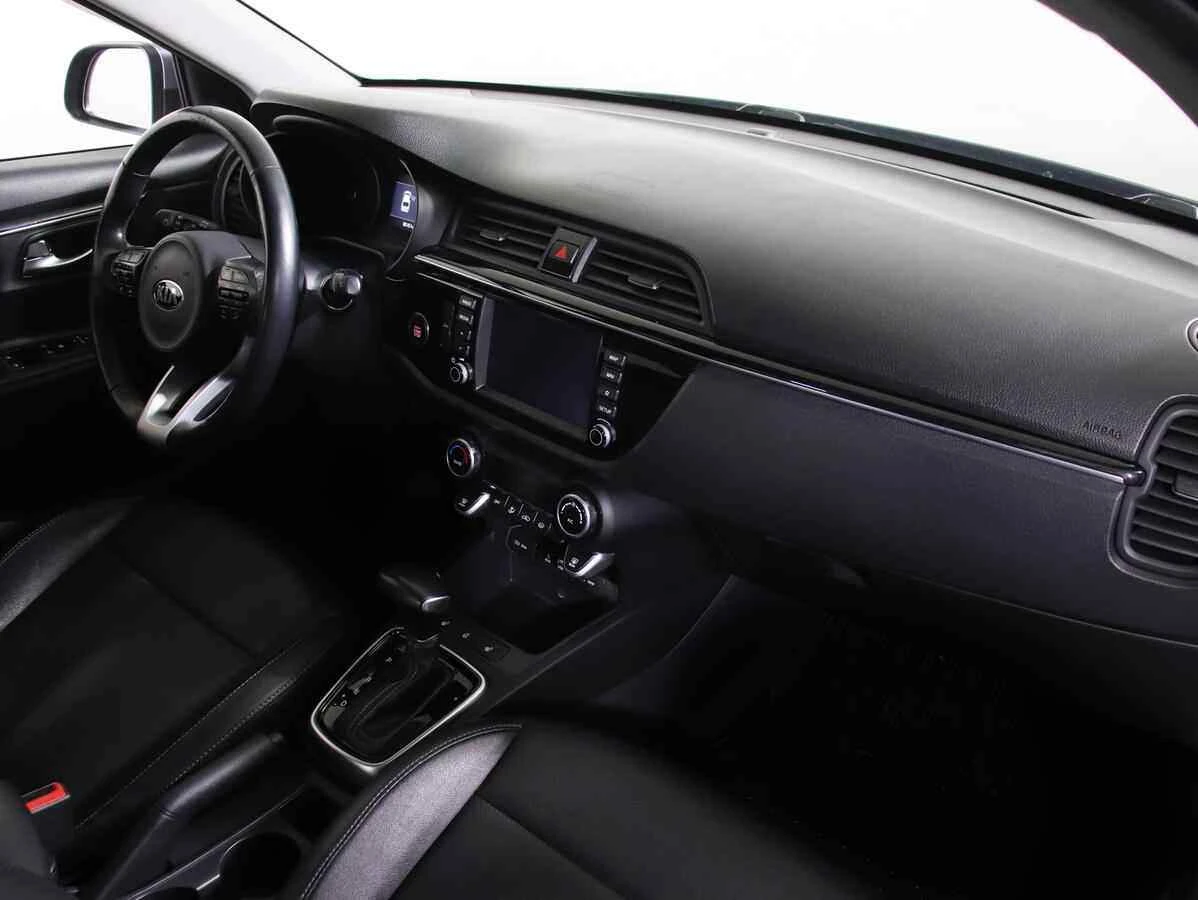 KIA Rio, Серый, 2018, Автоматическая, 123 л.с., цена от 845 000 руб.
