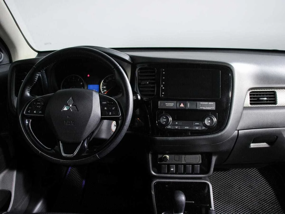 MITSUBISHI OUTLANDER, Черный, 2018, Вариатор, 146 л.с., цена от 1 120 000 руб.