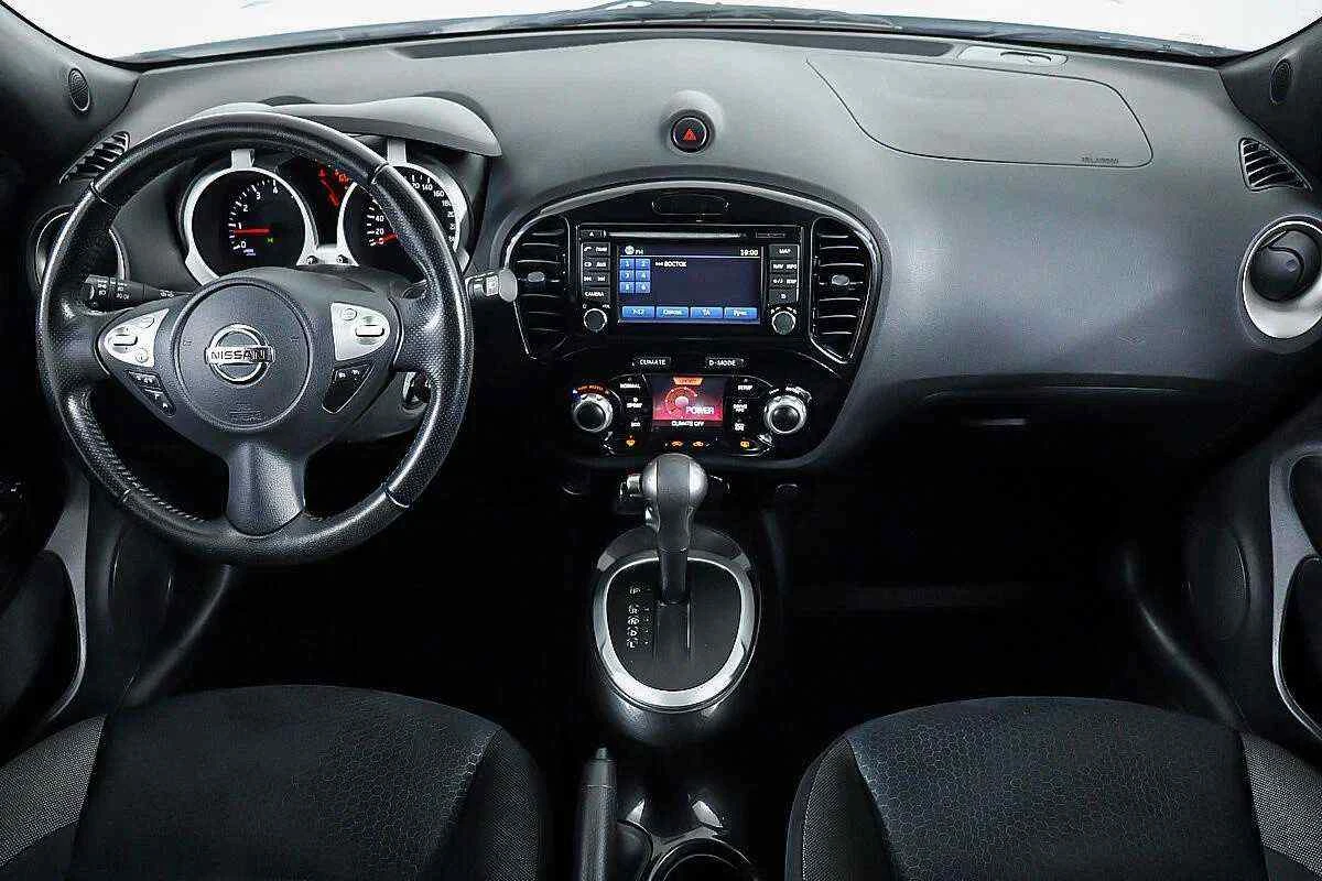 Nissan Juke, Белый, 2014, Вариатор, 117 л.с., цена от 915 000 руб.