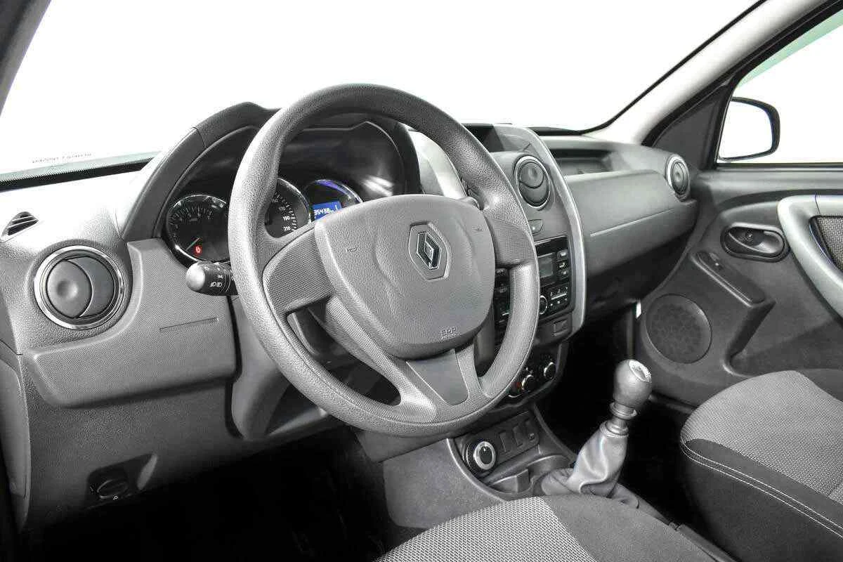 Renault Duster, Белый, 2018, Механическая, 109 л.с., цена от 1 395 000 руб.