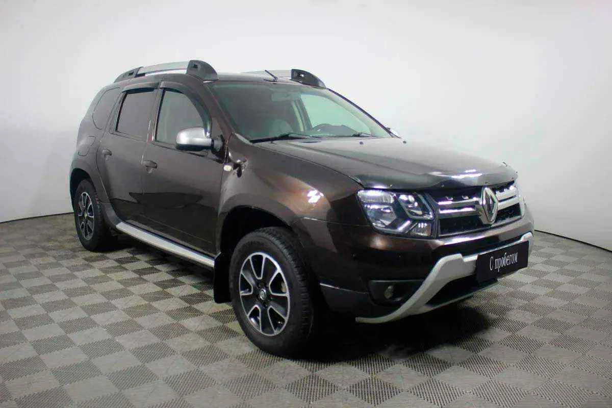 Renault Duster, Коричневый, 2016, Механическая, 146 л.с., цена от 867 000 руб.