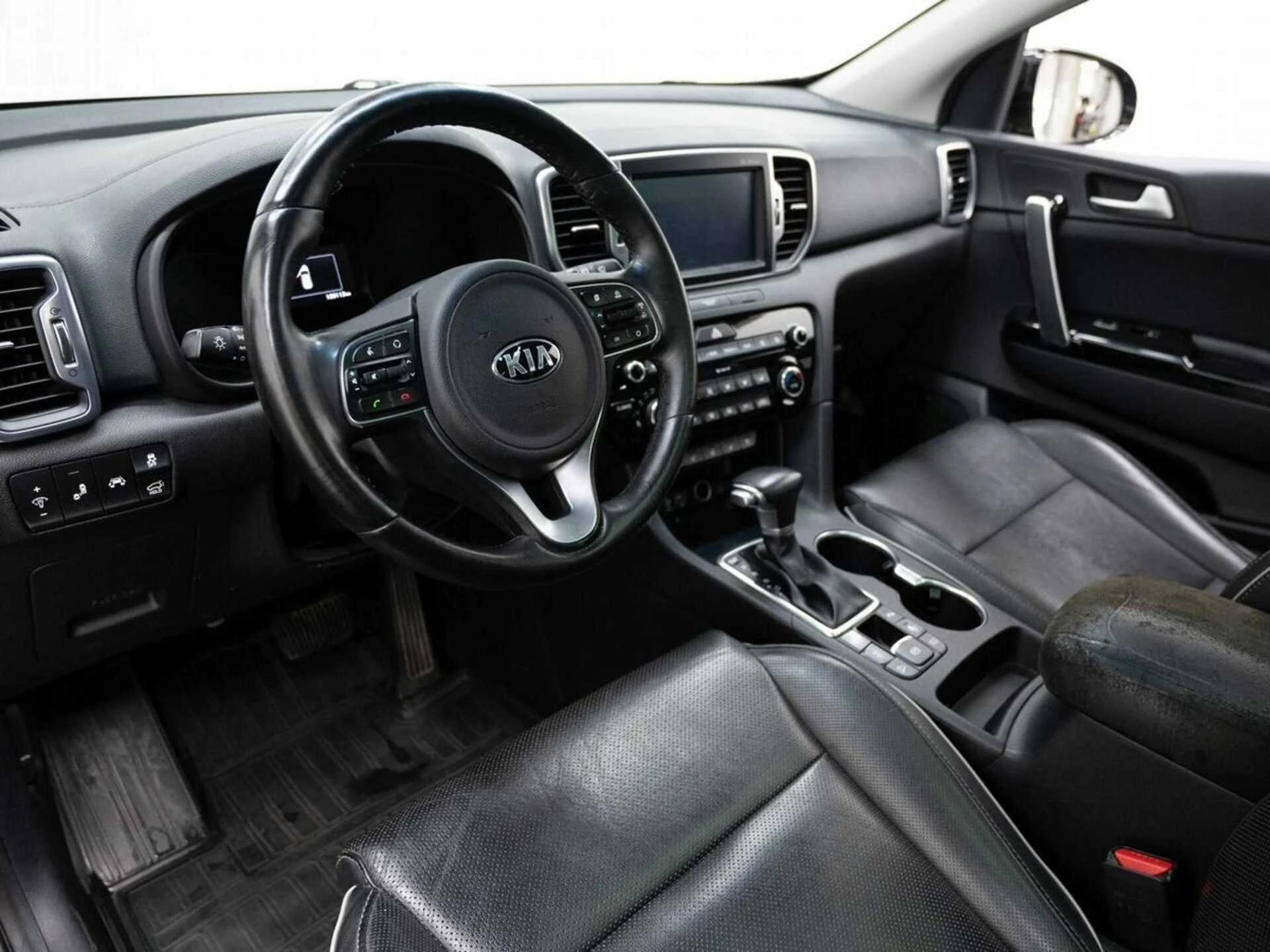 KIA SPORTAGE, Черный, 2017, Автоматическая, 185 л.с., цена от 1 512 000 руб.