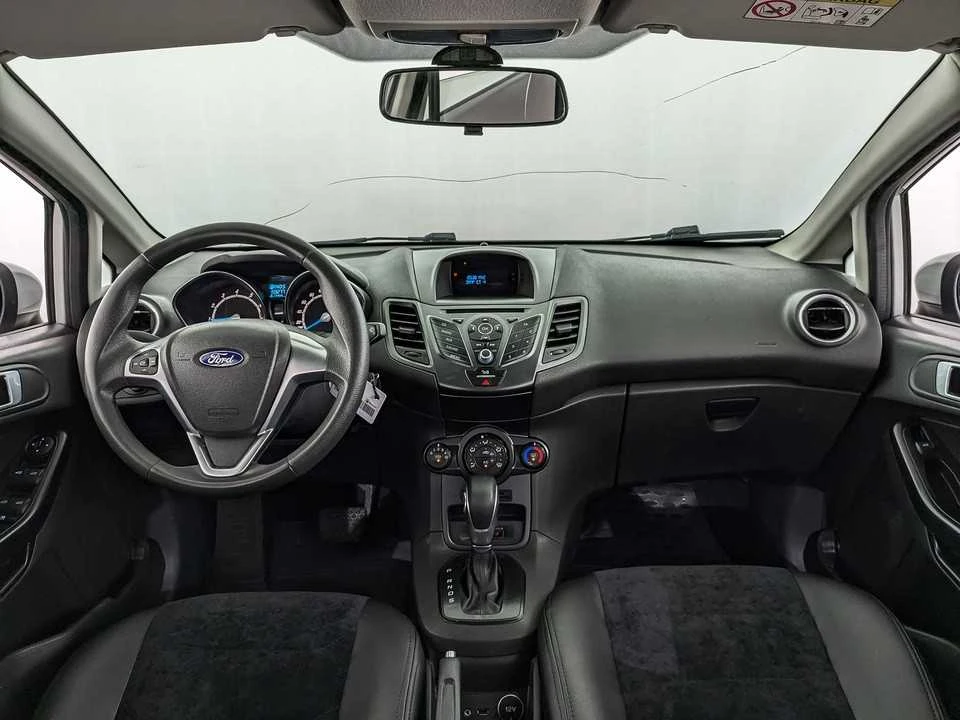 FORD FIESTA, Серебряный, 2016, Робот, 105 л.с., цена от 544 000 руб.