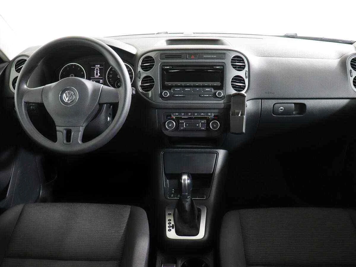 Volkswagen Tiguan, Черный, 2015, Автоматическая, 170 л.с., цена от 997 000 руб.